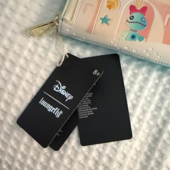 Disney - Picture 4 of 4